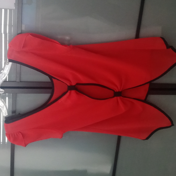 Cute Top - Picture 3 of 5